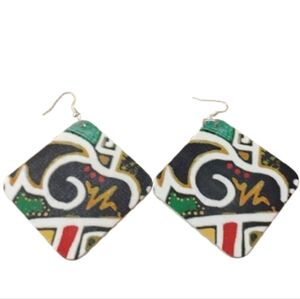 Afrocentric Style Abstract Print Lightweight Dangle Hook Earrings